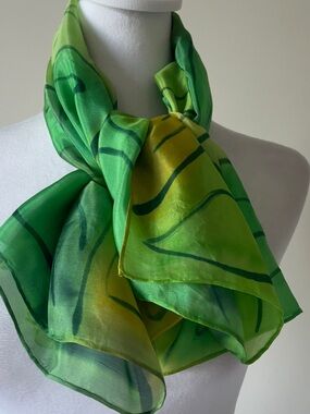Green and Yellow Silk- Like Feel Floral Print Square Scarf EUC